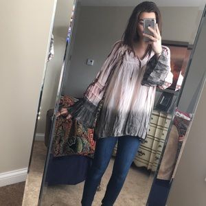 Pink and grey flowy blouse. SIZE LARGE